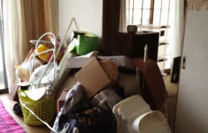 遺品整理の不用品を出張買取・リサイクルでサクっと処分する方法
