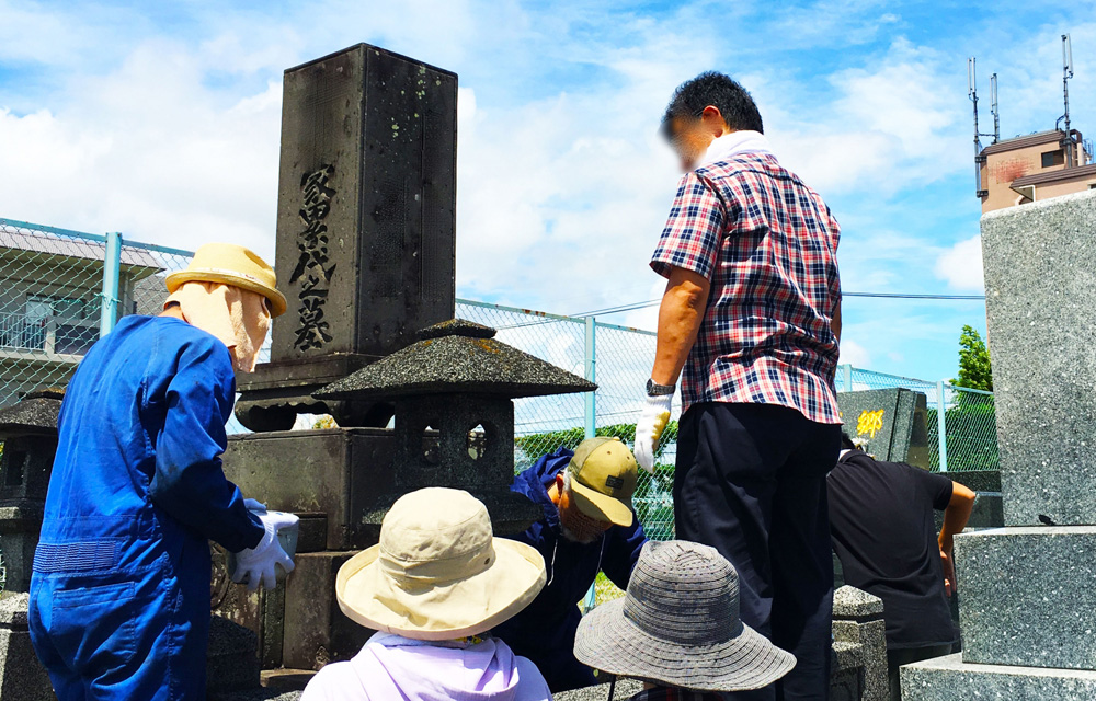 遺品整理を行う前にしておかないとトラブルになること